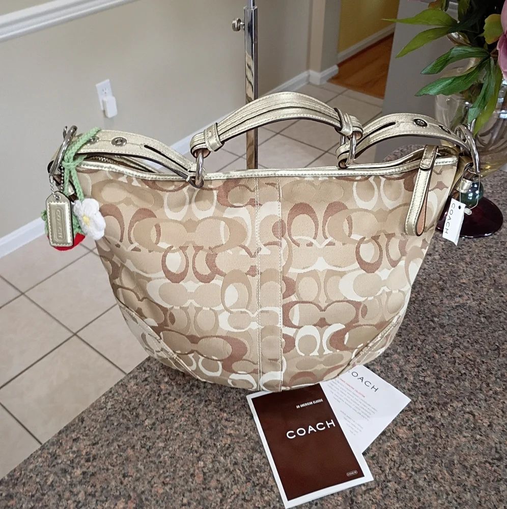 NWT Coach Soho  Opt Signature Vintage Shoulder Bag